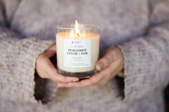 PeripetiHome Bergamot Cedar Oak candle label highlights soy-based, dye-free ingredients