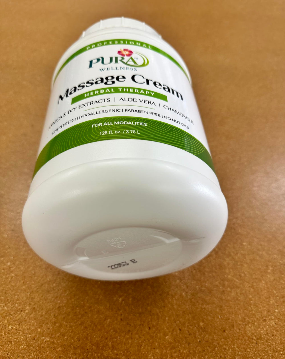 PURA 1st cream compatible with essential oils for customization.