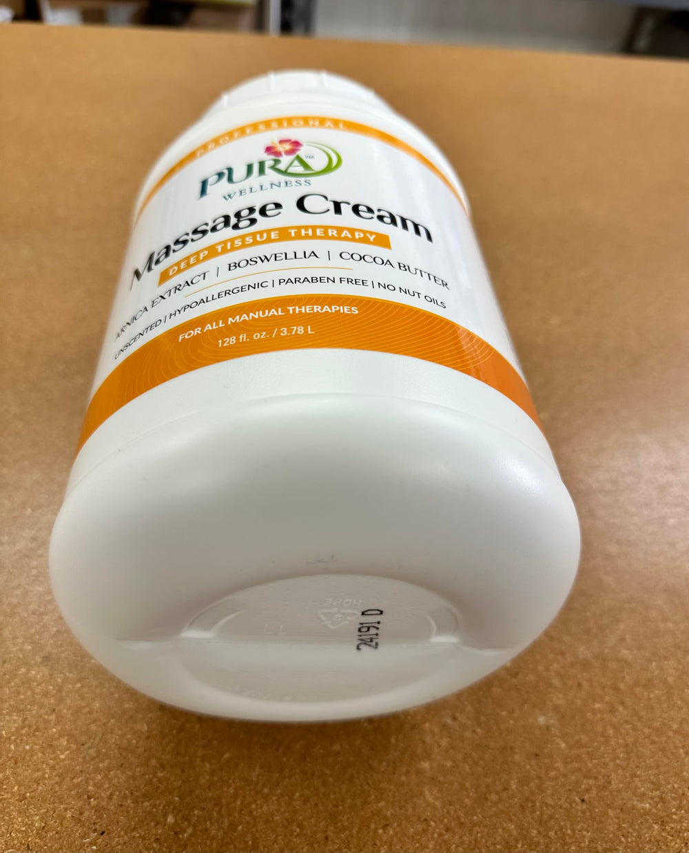 PURA 1st water-dispersible massage cream cleanly rinses away after sessions.