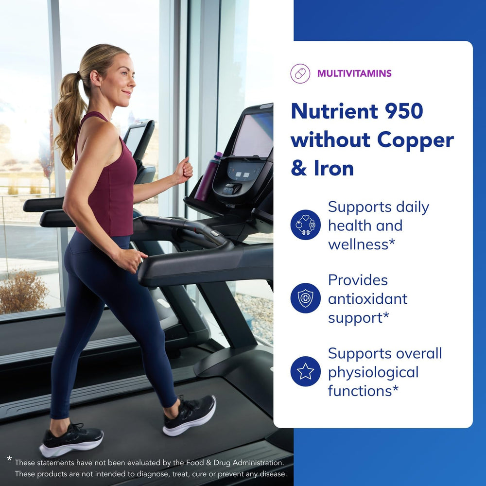 Pure Encapsulations Nutrient 950 pour demonstrates simple daily dosing.