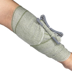 RHINO RESCUE one-hand application demonstrates simple use during emergencies.