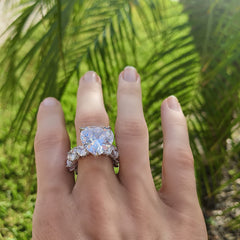 Roxxy Crystals heart ring back view reveals seamless craftsmanship and timeless silhouette.