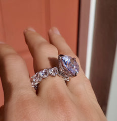 Roxxy Crystals heart ring close-up stone emphasizes premium shine and precise setting.