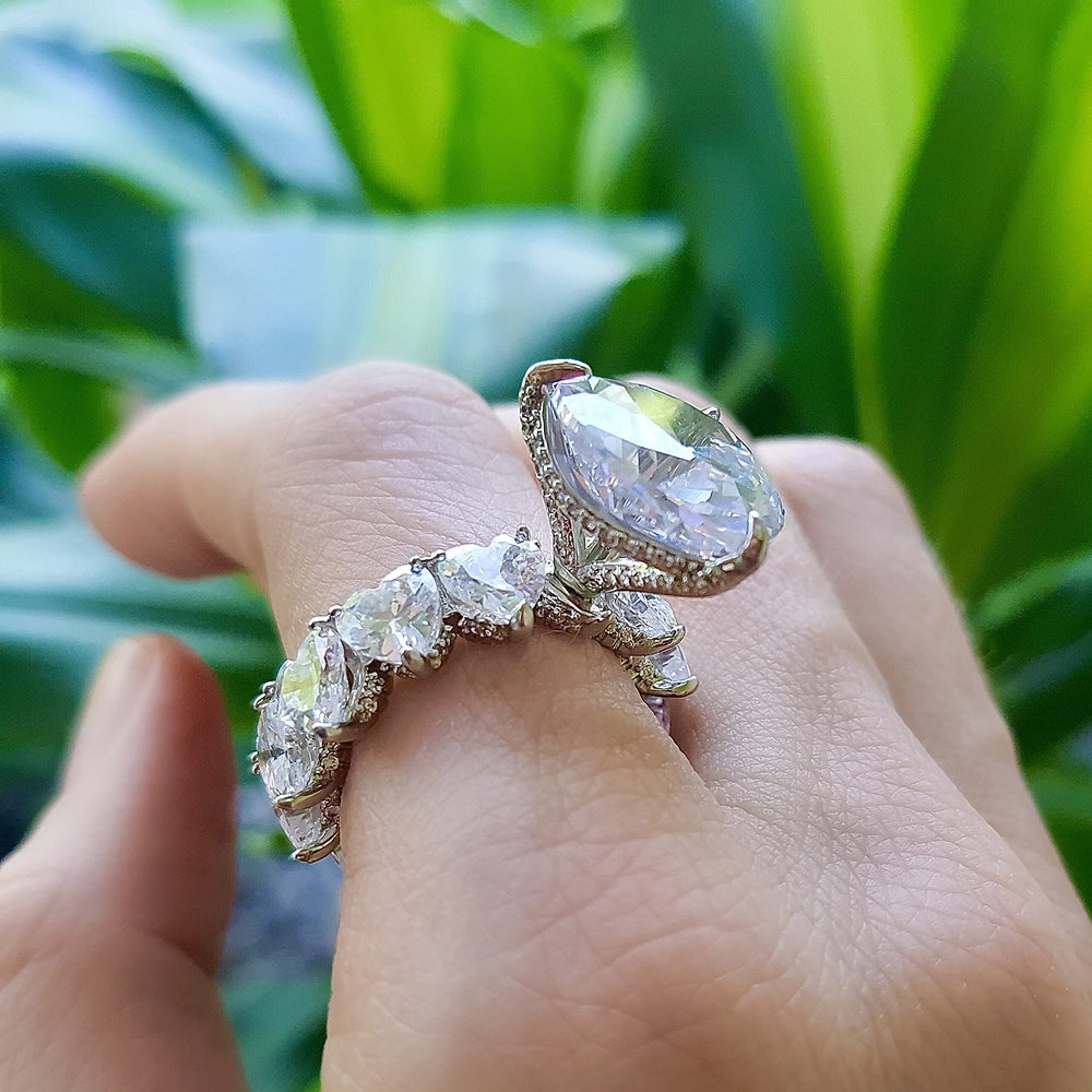 Roxxy Crystals heart ring in gift box ready-to-gift luxury.