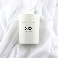 80-hour burn time provides extended ambiance for mindfulness sessions.