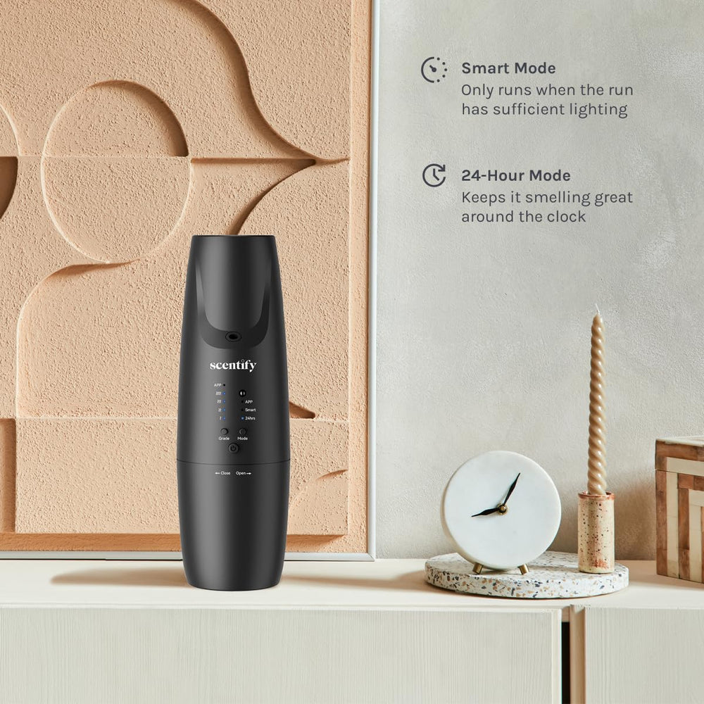 Scentify Plug-in Diffuser V2 demonstrates waterless diffusion for clean aromas.