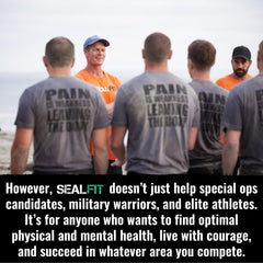 SEALFIT ElectroGreens glass with liquid ready to hydrate