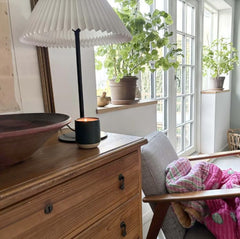 Sib-lings Neroli Noir DIY pour action for a personalised ambience.