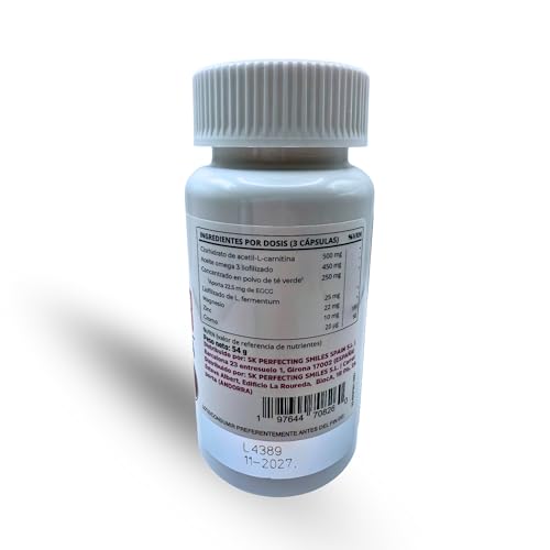 Close-up of Kema Grasa capsules highlighting easy daily intake