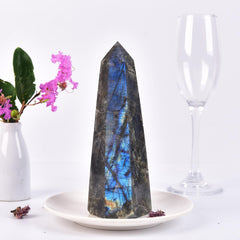 SMOHEAL crystal grid tool supports meditation and chakra balancing.
