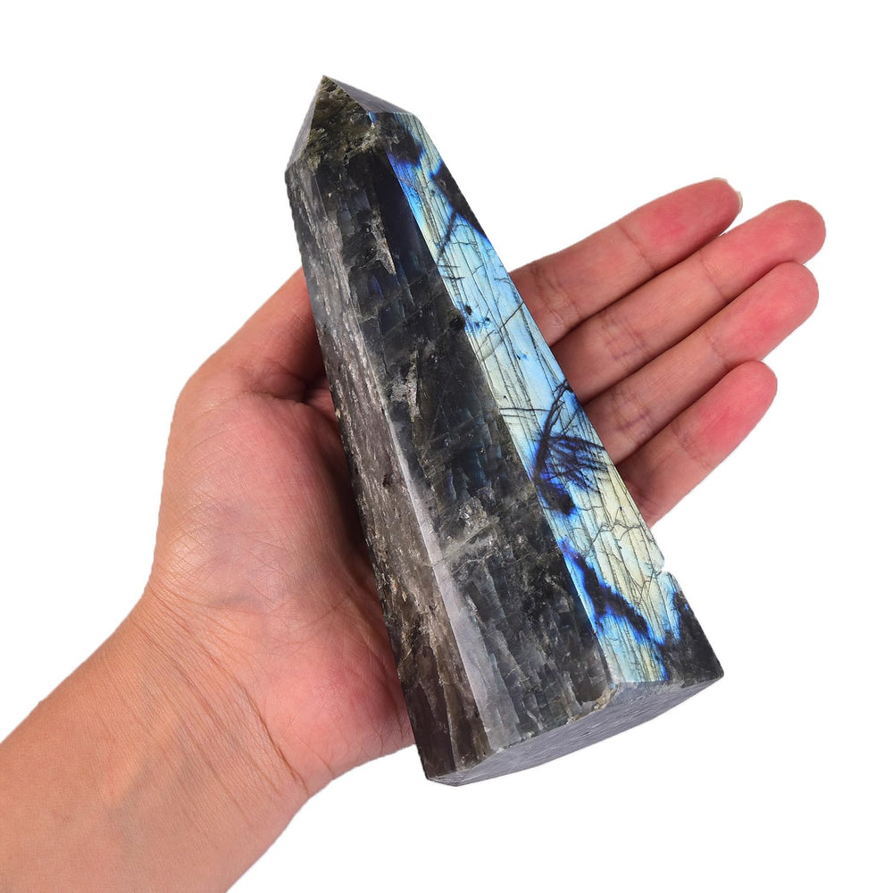 SMOHEAL Labradorite crystal tower close-up highlights iridescent sheen for focus rituals