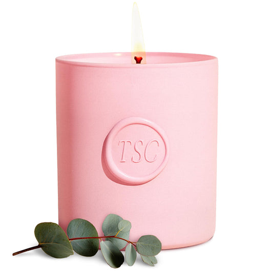The Skinny Confidential candle with eucalyptus jar front for a refreshing, spa-like mood.