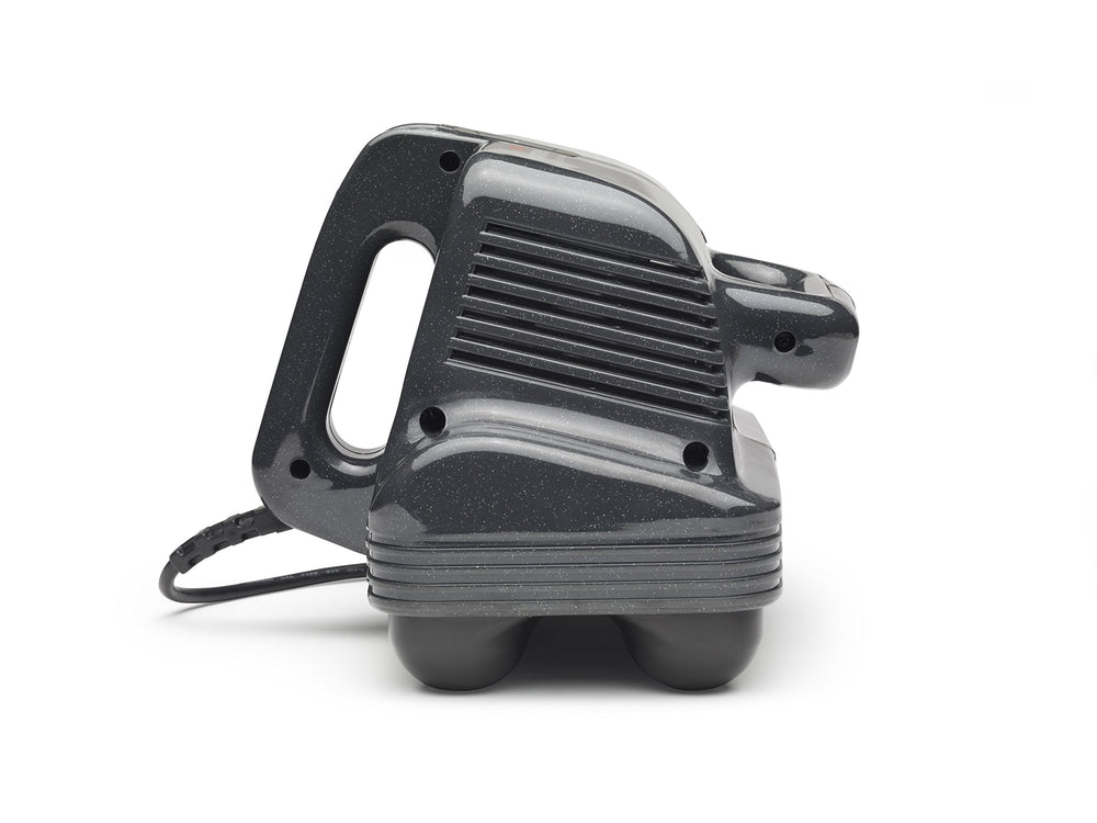 Ergonomic Thumper handle shown for comfortable long sessions.