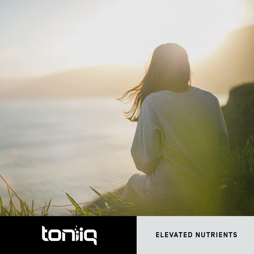 Toniiq Glycine purity seal on bottle communicates safety focus.