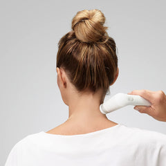Novafon skin-contact close-up illustrating soothing therapy.