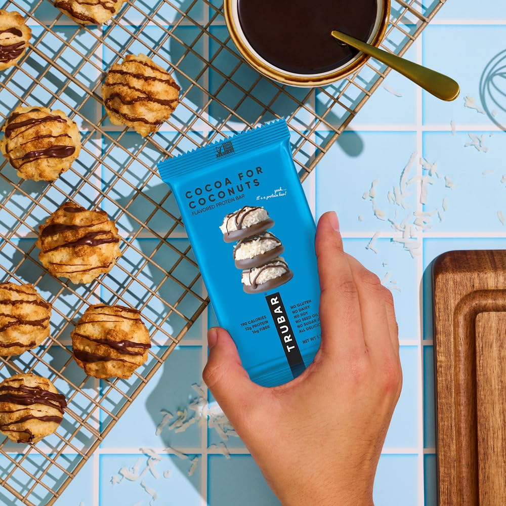 TRUBAR Feelin' Fruity variety-pack front, convenient gluten-free snack option.
