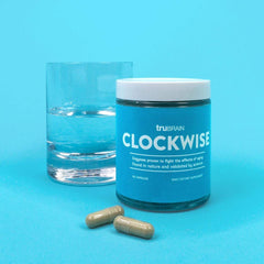 TruBrain Clockwise ingredient bottle closeup emphasizes nicotinamide benefits.