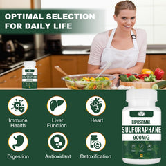 VITACRLLYNMN serving scene showing 900mg liposomal capsules for daily use