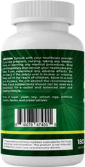Vitamatic Saw Palmetto Extract bottle with glass of water for daily wellness