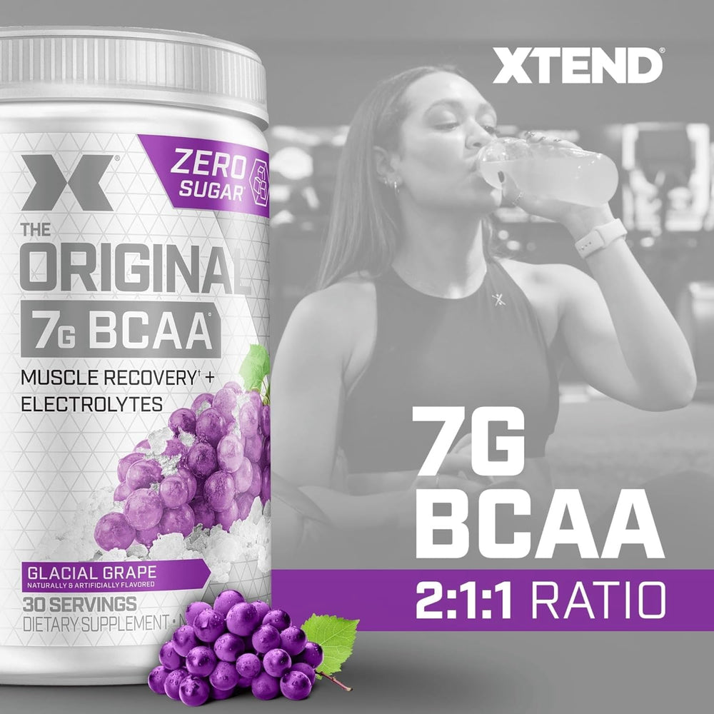 Xtend Original being poured, sugar-free BCAA powder for training sessions.