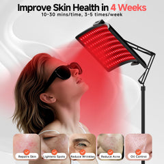 YOEYOU removable therapy pad wrapped around a shoulder for flexible targeting.