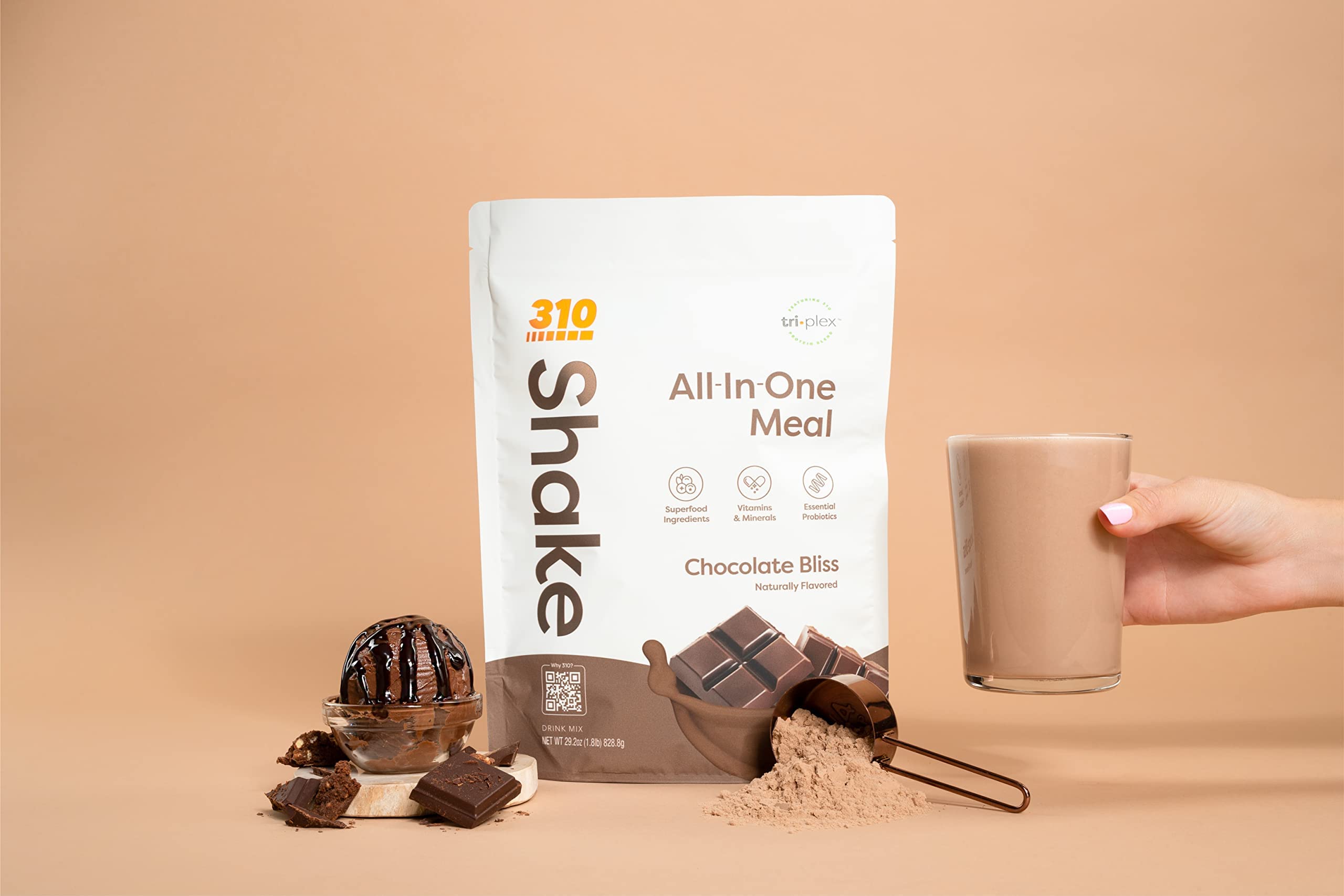 310 Nutrition Chocolate Bliss close-up showing rich flavor and smooth texture.