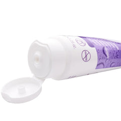 3M Cavilon Durable Barrier Cream texture on skin shows invisible shield for comfortable wear