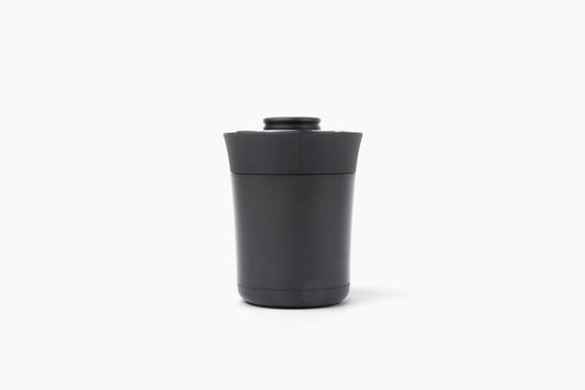 Aera Go Car Diffuser USB port highlighting plug-and-play power.