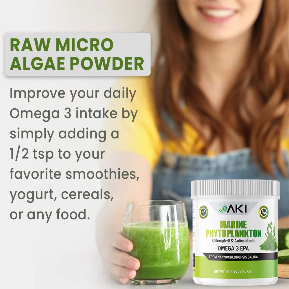 AKI Marine Phytoplankton Powder pour demonstrates convenient addition to beverages.