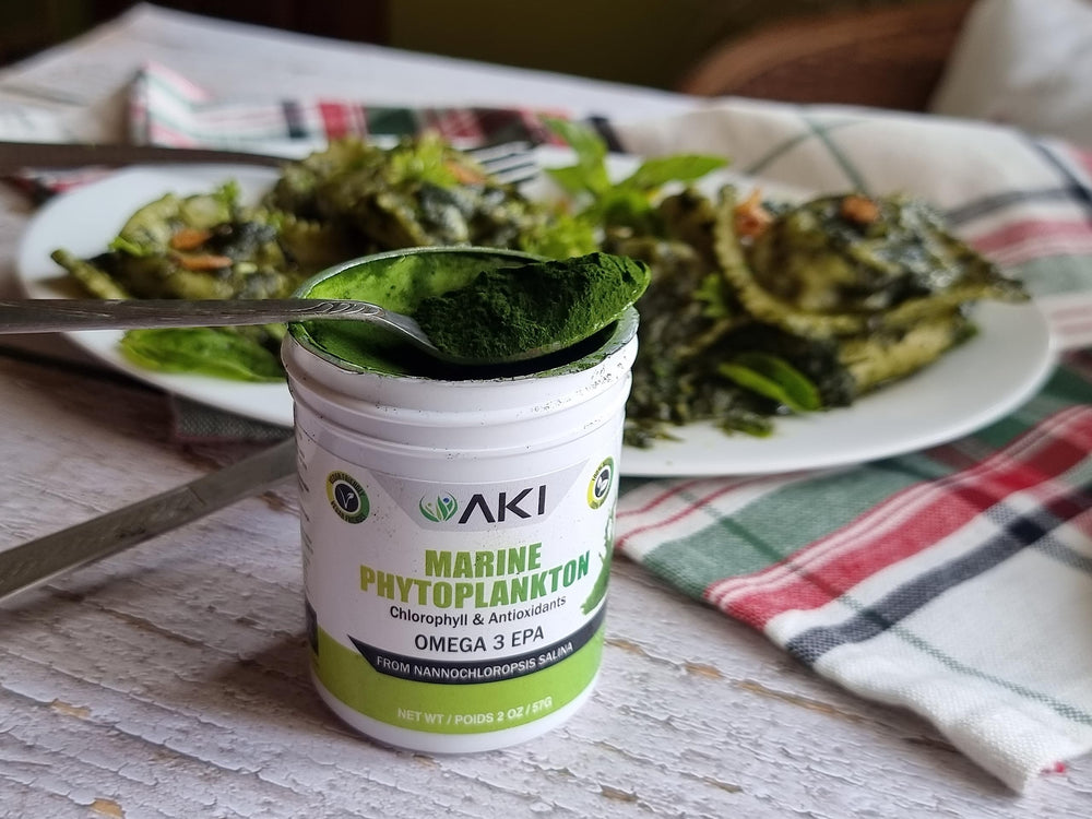 AKI Marine Phytoplankton Powder glass jar signals sustainable sourcing.