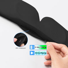 ALASKA BEAR inner speaker pockets adjust to ears for a precise fit.