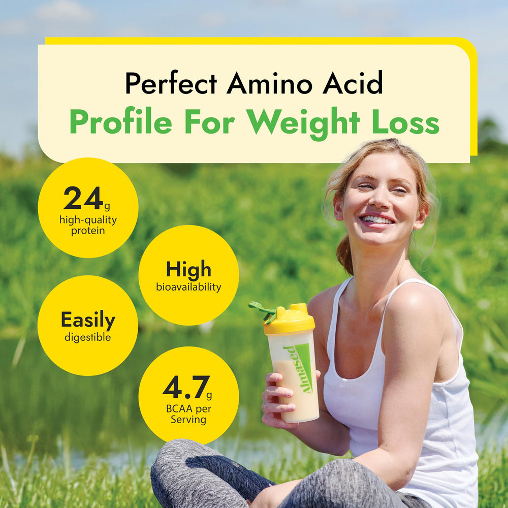 Vibrant vanilla smoothie idea using Almased in a glass