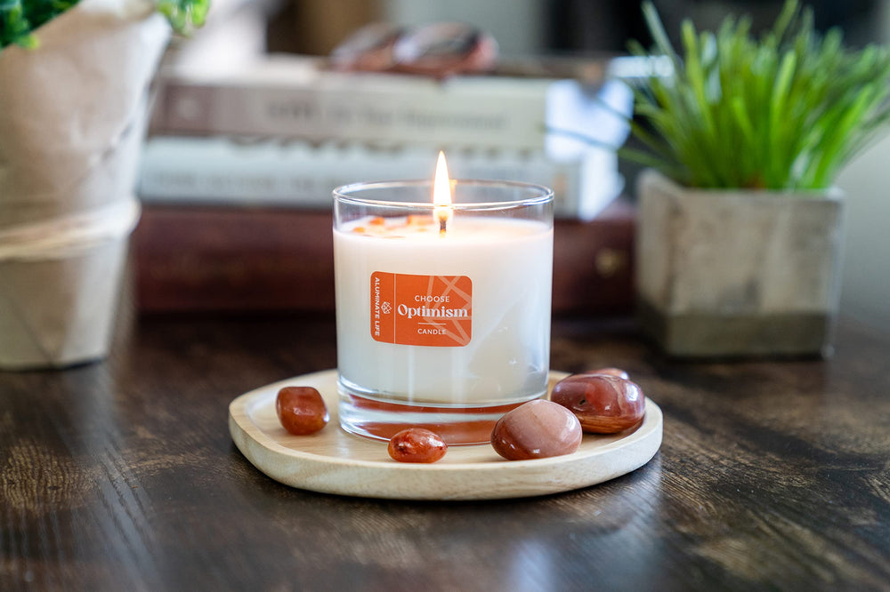 Aluminate Life 100 percent cotton wick for a clean, even burn