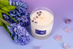 Aluminate Life crystal-embedded wax with amethyst and quartz for aesthetic charm