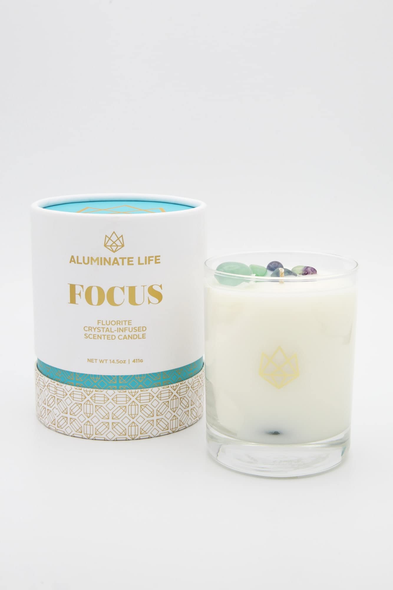 ALUMINATE LIFE orange-ginger-ylang-ylang-lavender scent candle supports concentration during study.