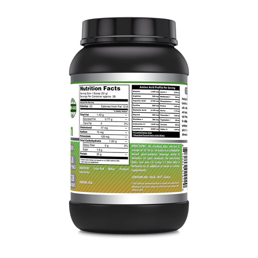 Amazing Nutrition grass-fed whey powder scoop emphasizes a simple 25 g serving.