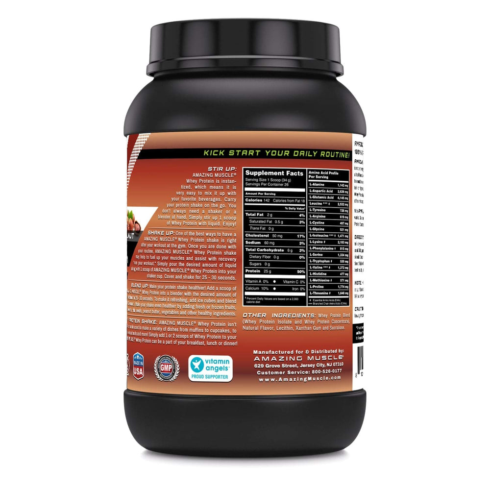 Amazing Nutrition Whey protein scoop with hazelnut powder for convenient shakes.