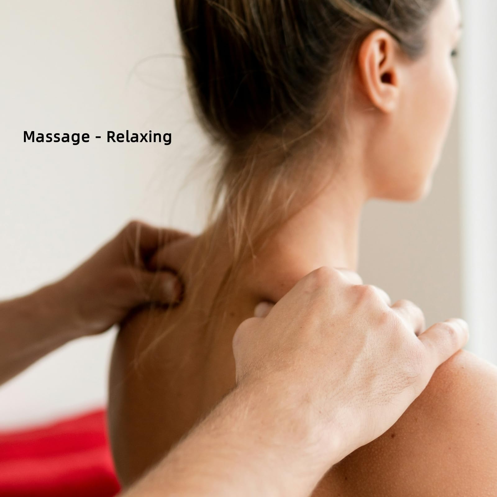 ANSOYER Massage Oil Candle with soybean-oil formula nourishes and protects skin.