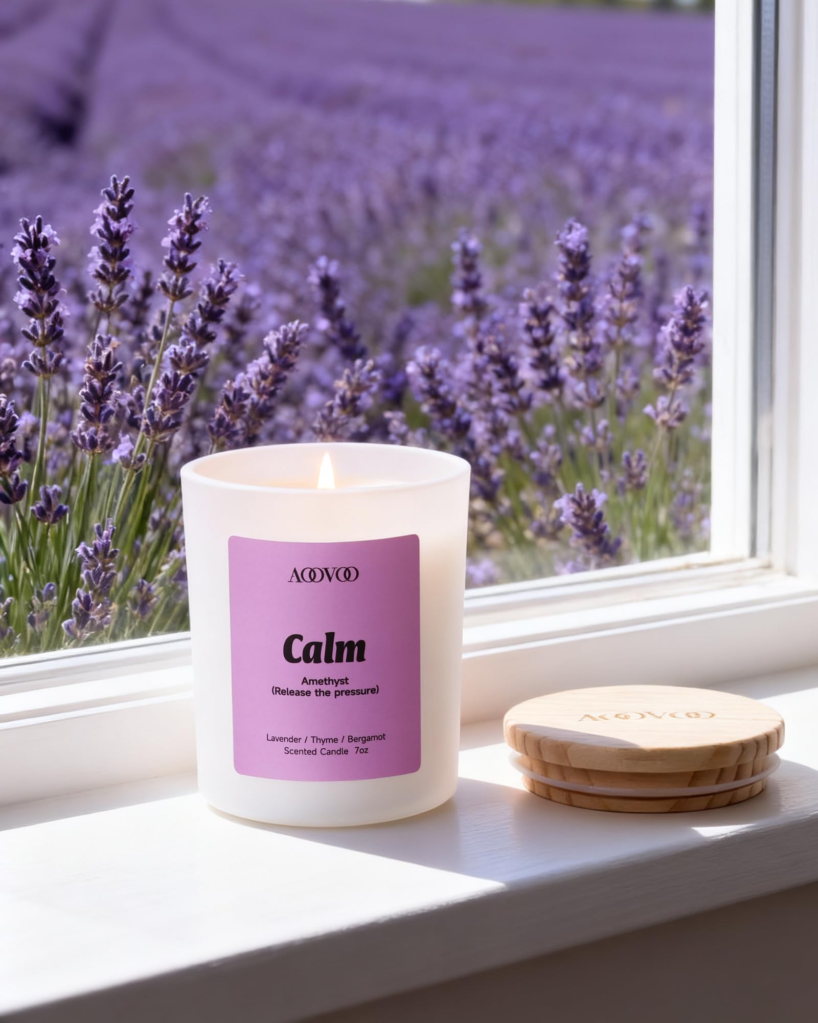 AOOVOO Jasmine Serenity candle with Clear Quartz promotes relaxation and clarity.
