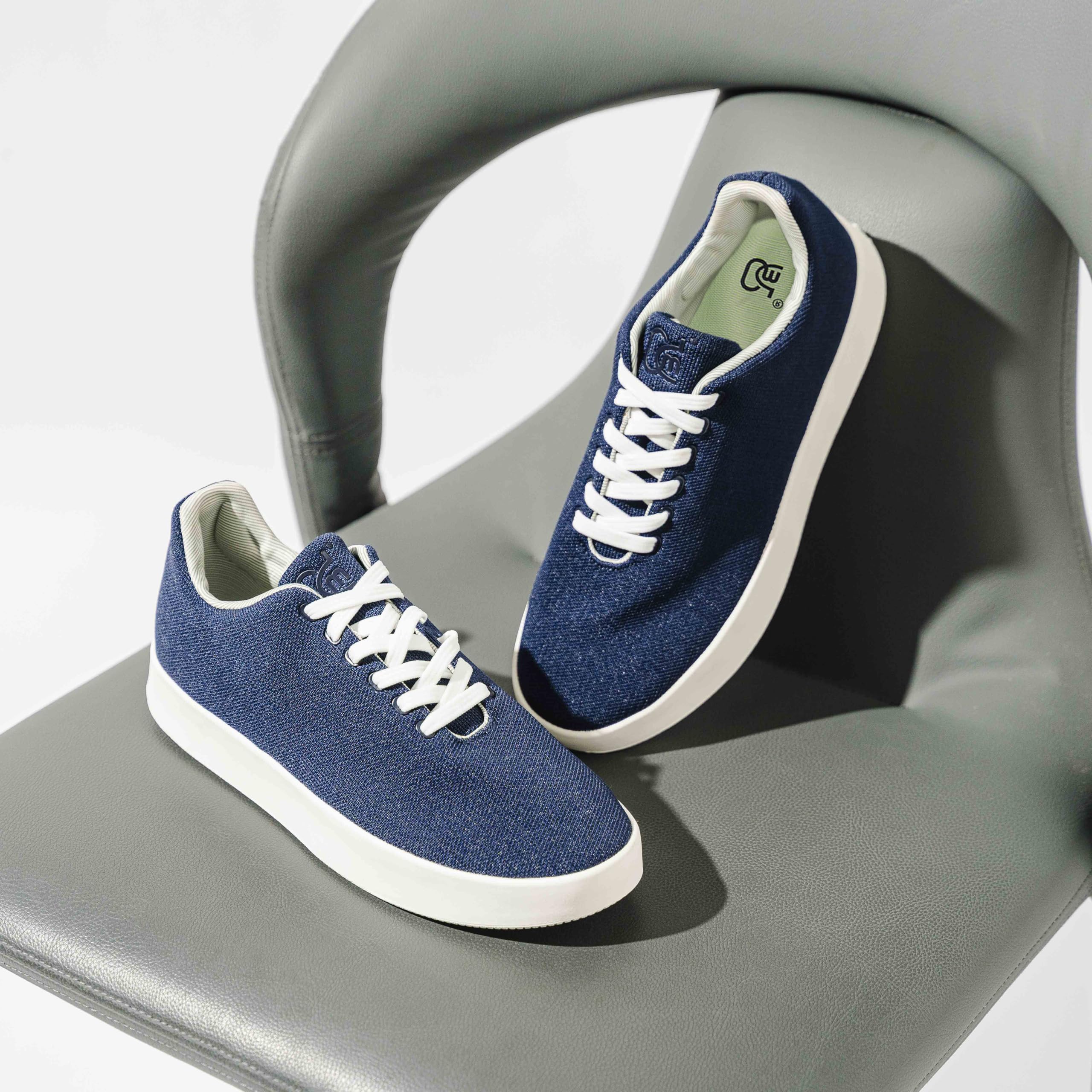 AOTENG STAR daily work shoes with arch pads improving foot alignment.