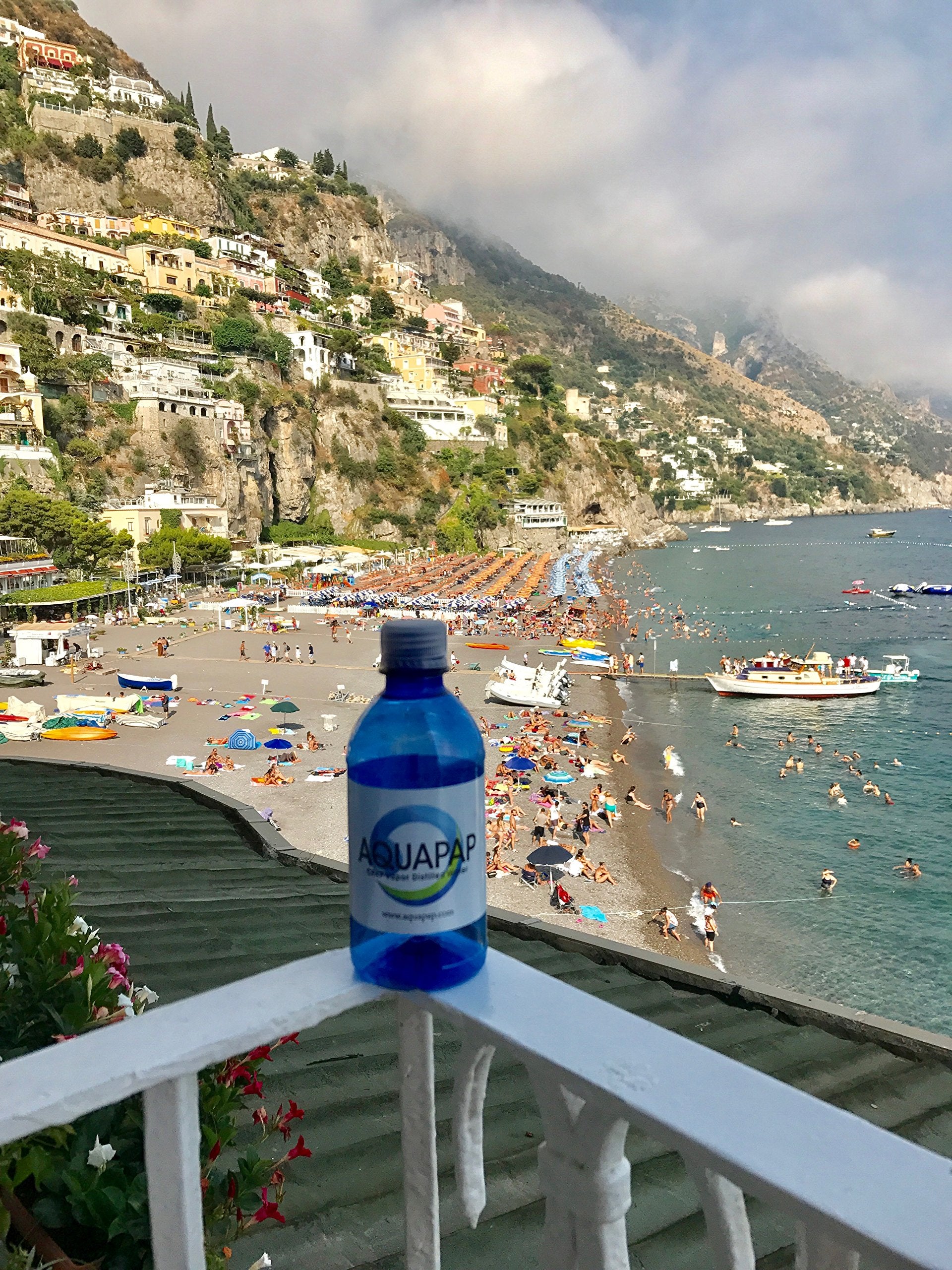 Aquapap packaging design highlights travel readiness.