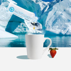 ARCTICCOLLAGEN strawberry liquid daily-use sachets arranged for travel.