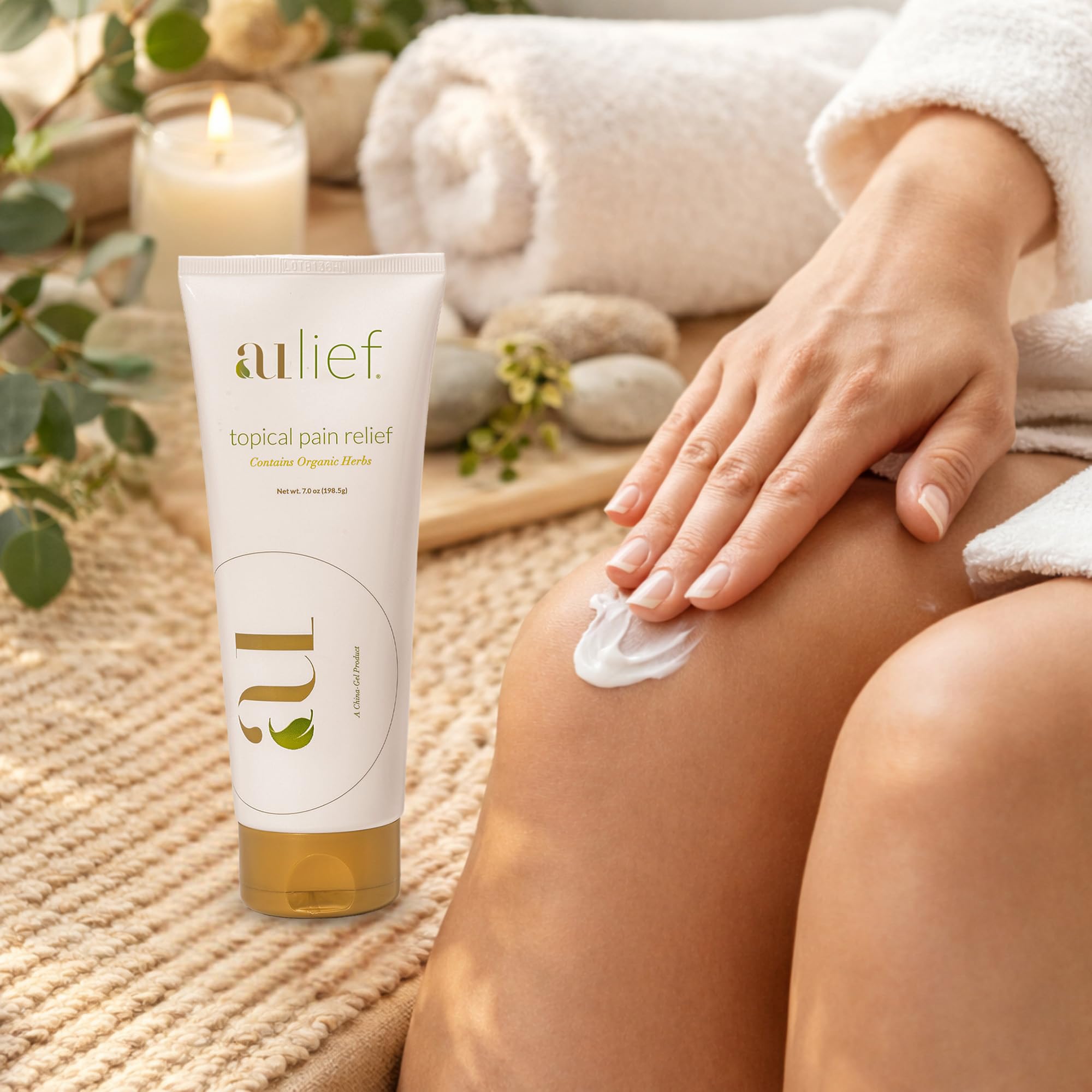 Aulief Gold menthol and camphor blend explains cooling relief during use.