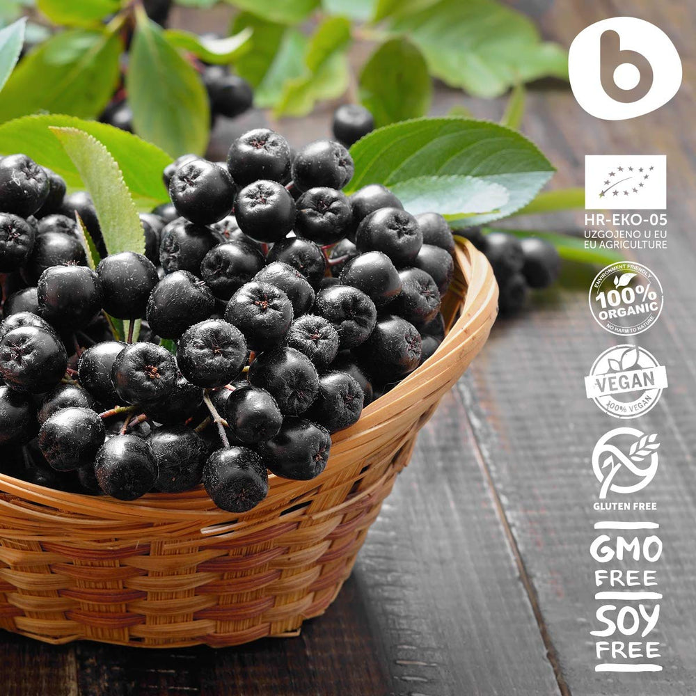 b Organic Aronia Berry Capsules label detail with ingredients and natural sourcing