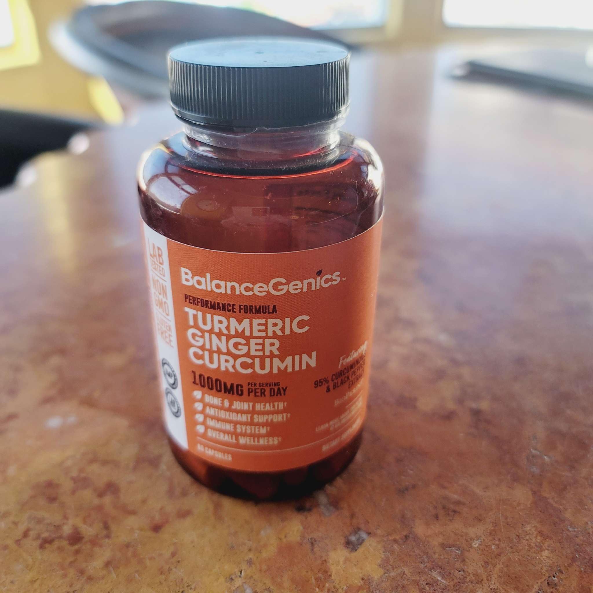 BalanceGenics non-GMO gluten-free label on bottle.