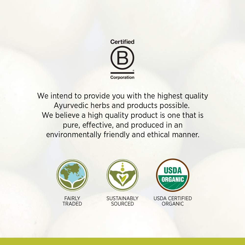 Banyan Botanicals Elevated Adaptogens scoop, easy to measure dose for a versatile superfood routine.