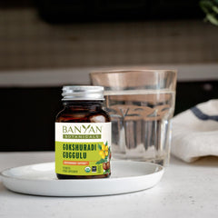Banyan Botanicals Gokshuradi Guggulu packaging with vegan non-GMO branding.