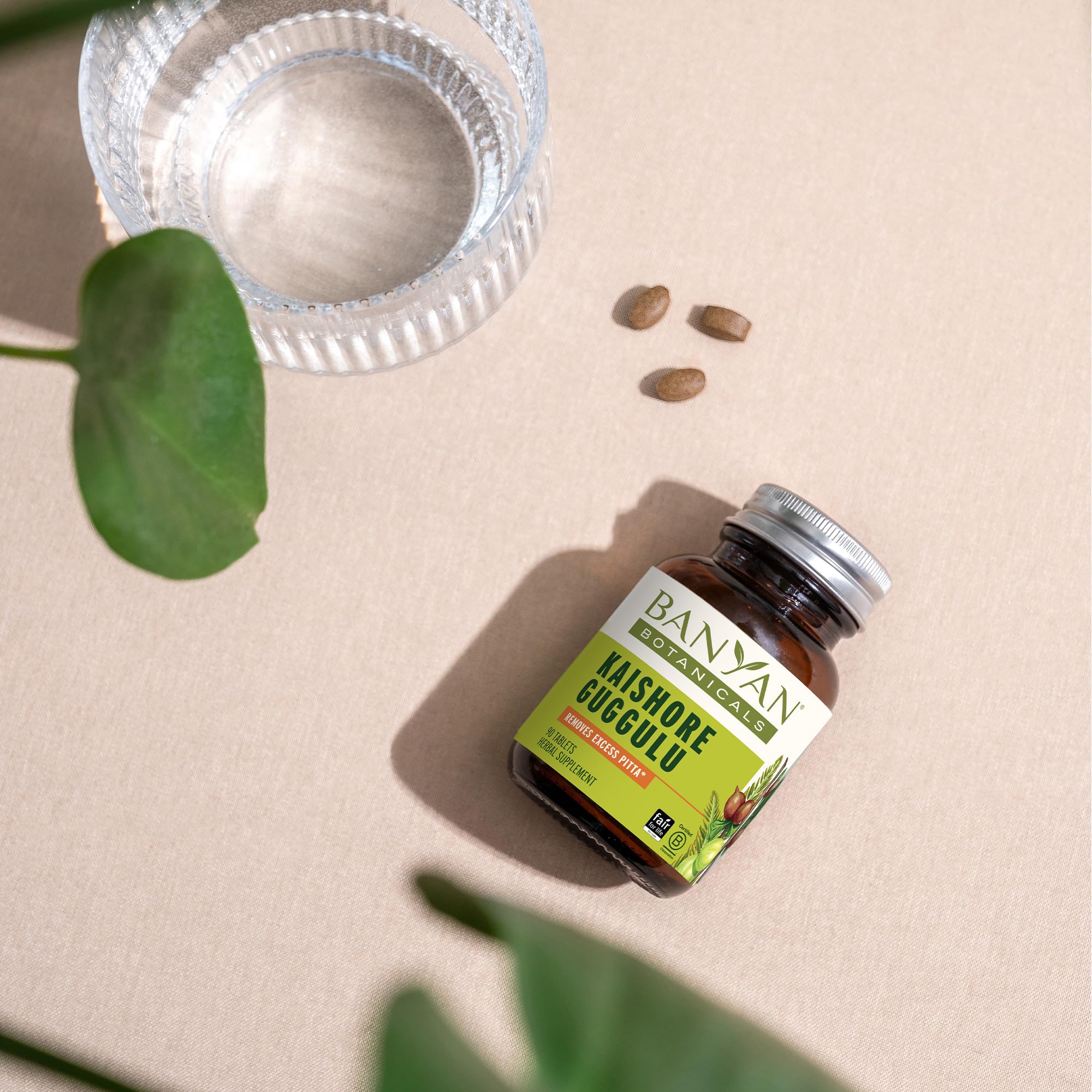 Kaishore Guggulu tablets close-up highlighting organic herbal blend