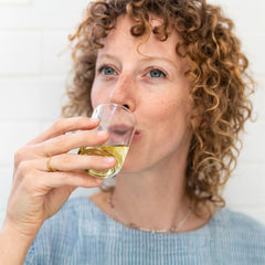 Mint aroma of Banyan Botanicals Mint Daily Swish evokes fresh breath