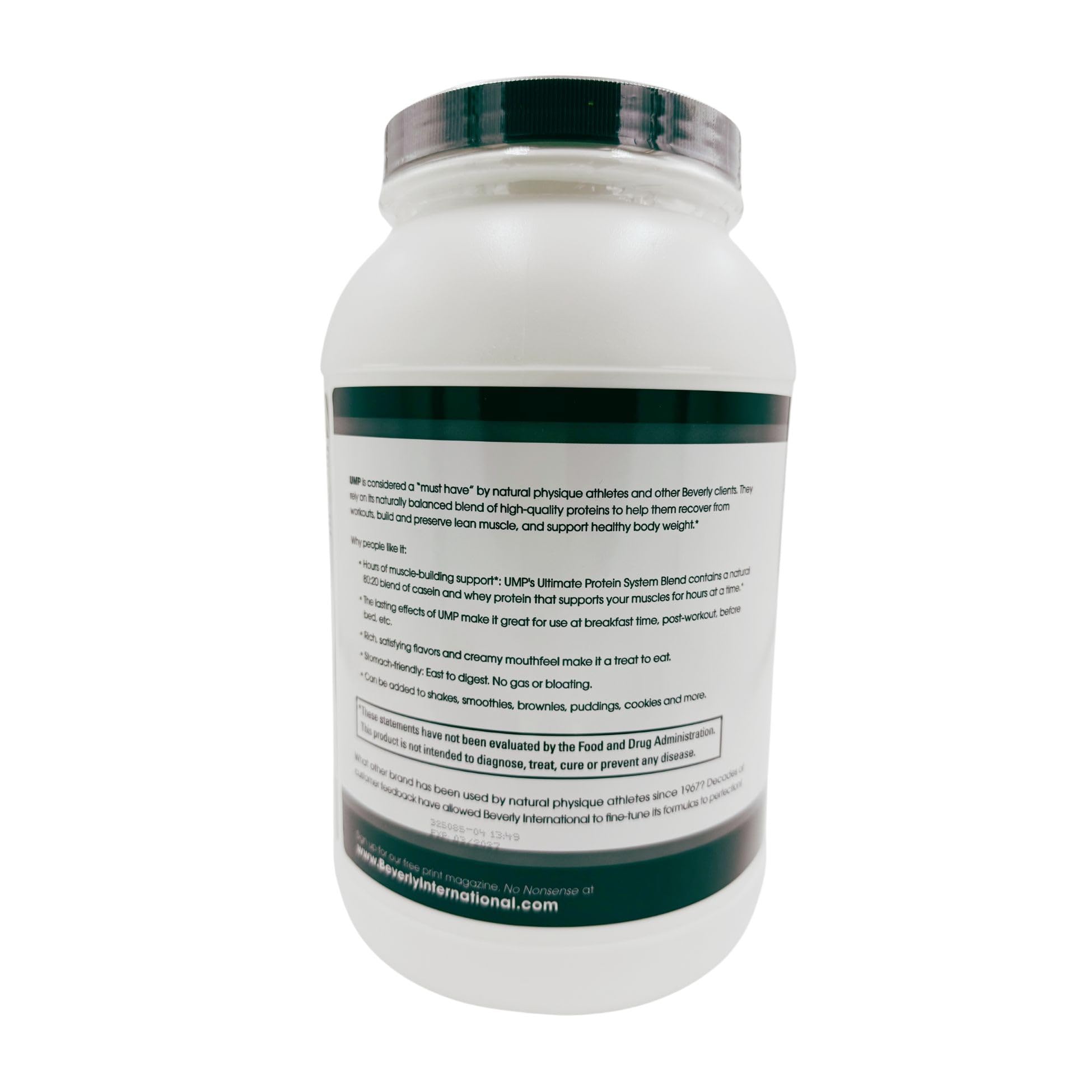 Beverly International UMP protein shake in a glass with cookies and cream flavor